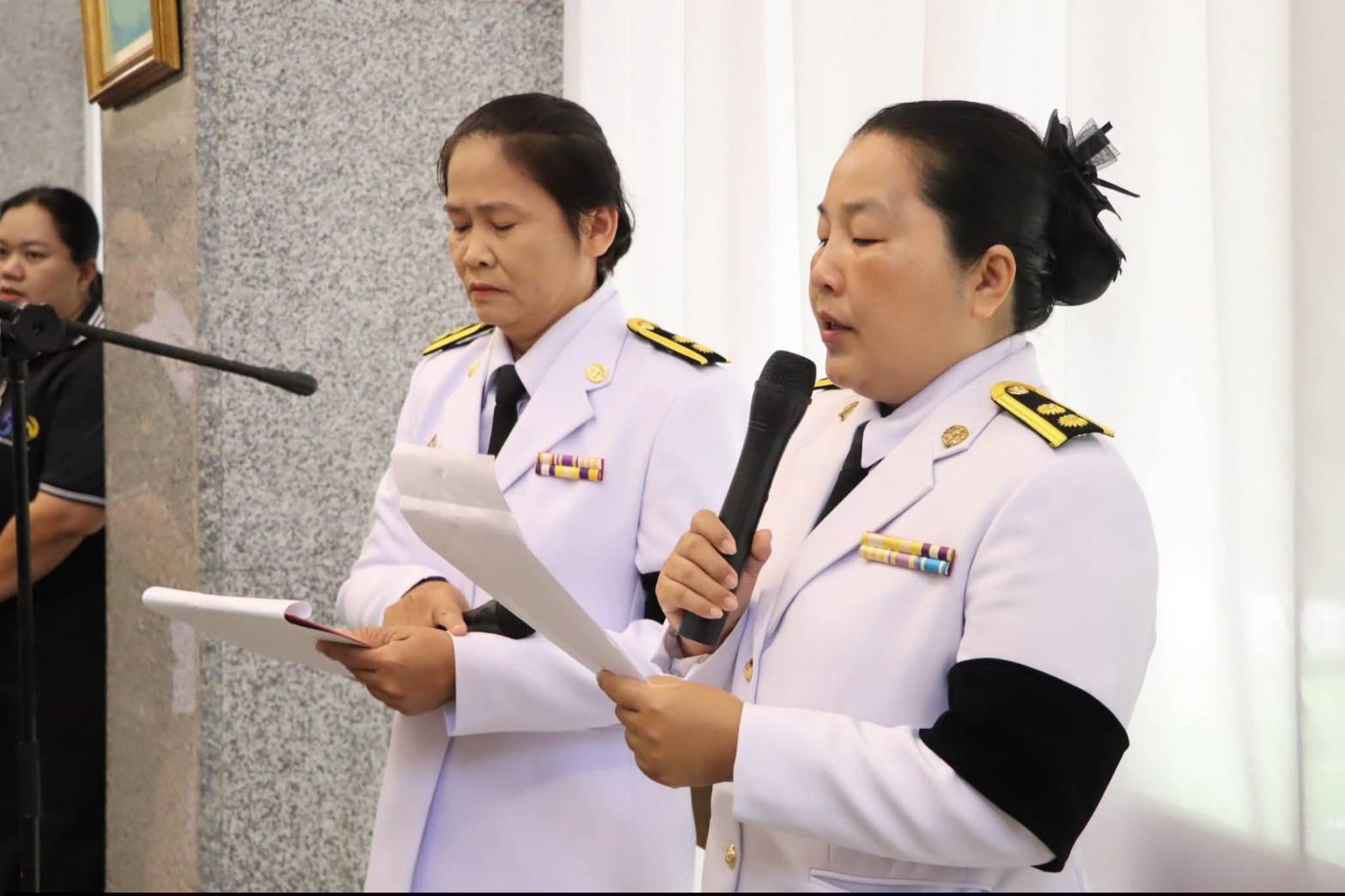 title - ศพส. จัดพิธีลงนามแสดงความอาลัยถวายแด่สมเด็จพระเจ้าลูกเธอ เจ้าฟ้าพัชรกิติยาภา นเรนทิราเทพยวดี กรมหลวงราชสาริณีสิริพัชร มหาวัชรราชธิดา ณ ศาลาพระมิ่งขวัญ ศูนย์ส่งเสริมและพัฒนาอาชีพเสริมนอกภาคการเกษตร (ศูนย์ศิลปาชีพบางไทรฯ (เดิม))